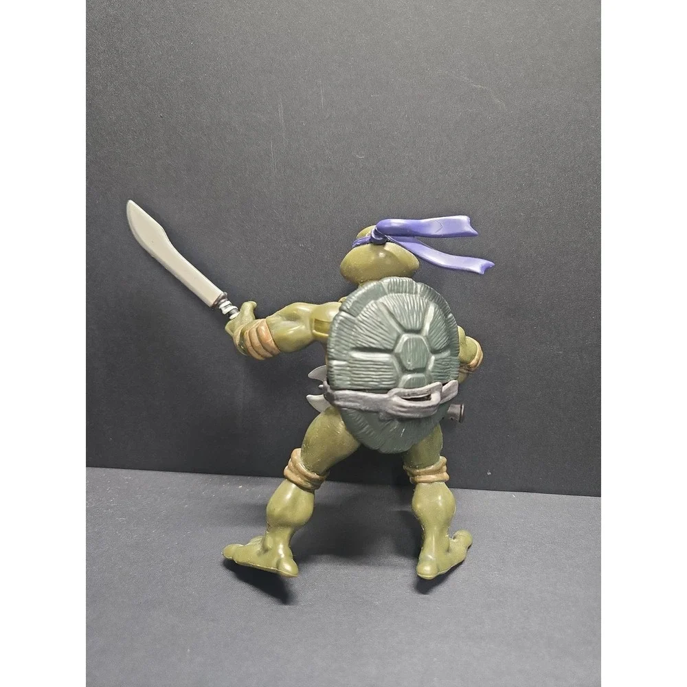 2002 Playmates Teenage Mutant Ninja Turtles Donatello Figure Purple Mask Weapons